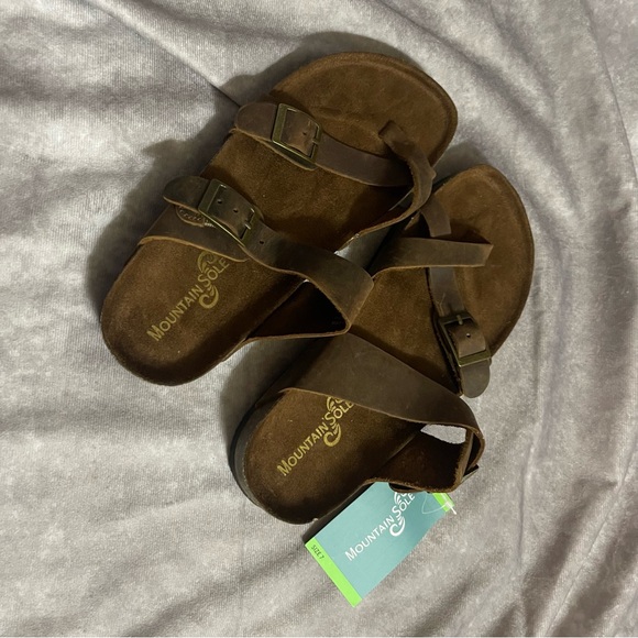 NWT Mountain Sole Women's Slip On Brown Birk Style Leather Sandals Size 7 - Picture 2 of 4